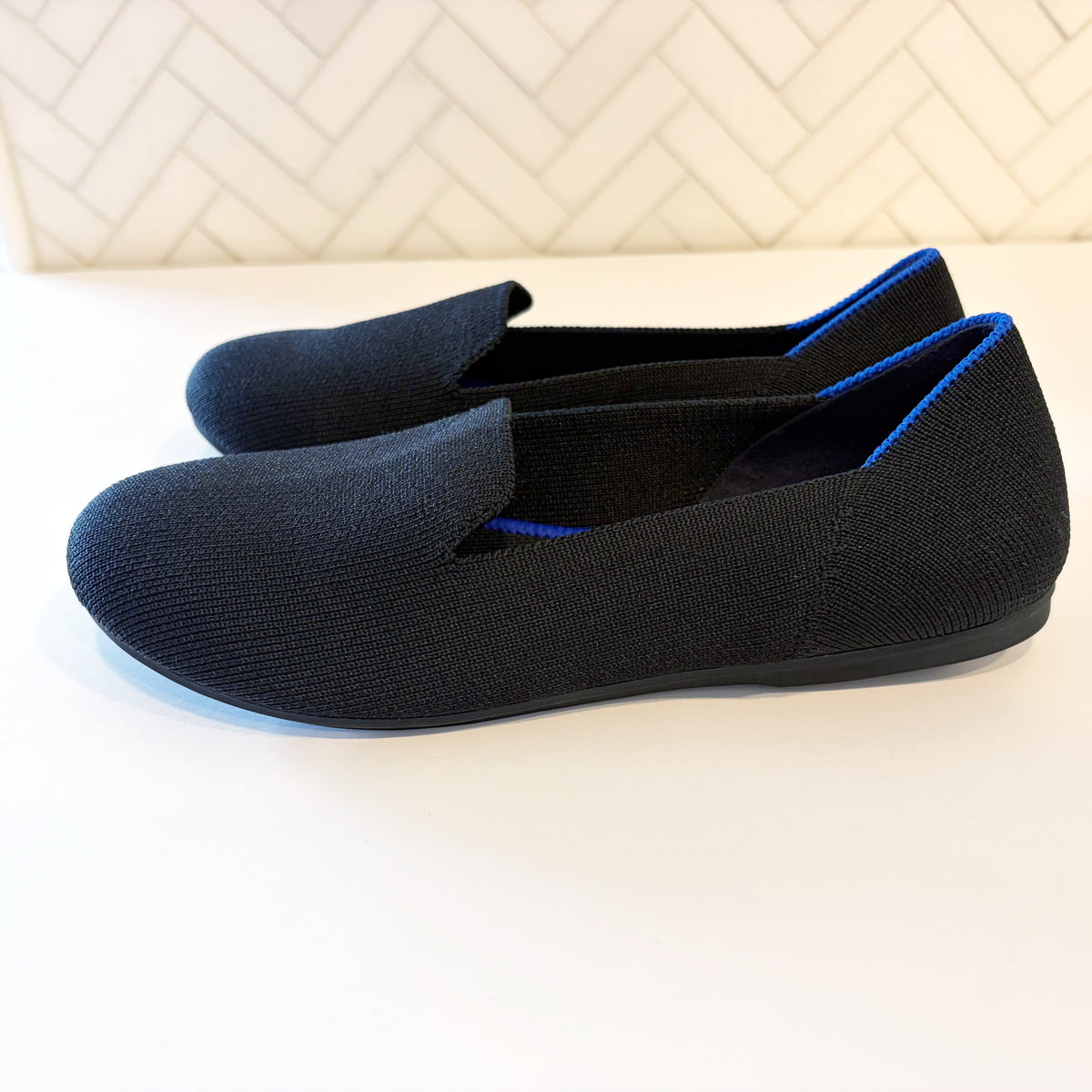 #96 | Size 3 | Rothys Girls Black Loafers