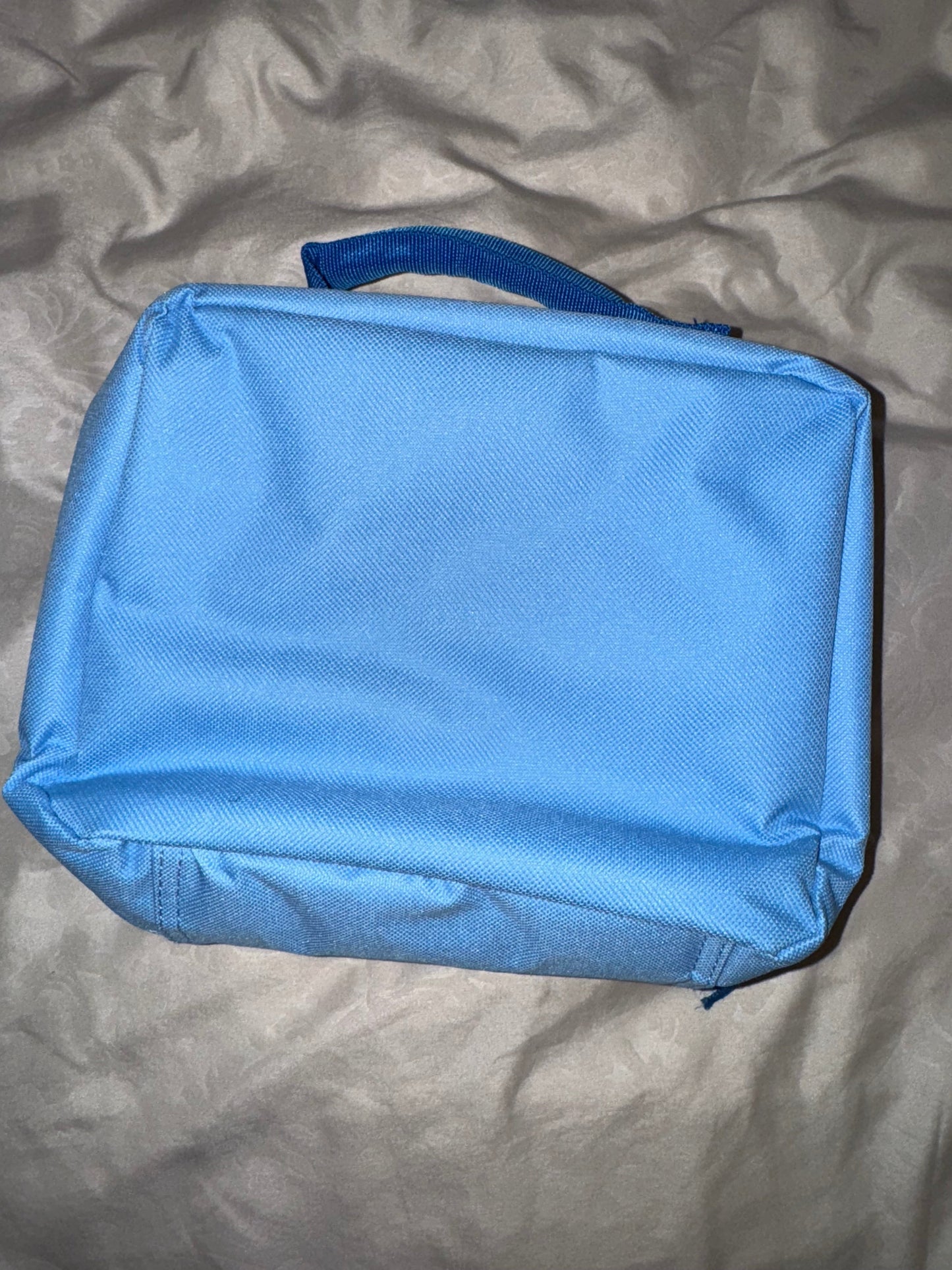 #53 Disney frozen insulated lunch box NEW