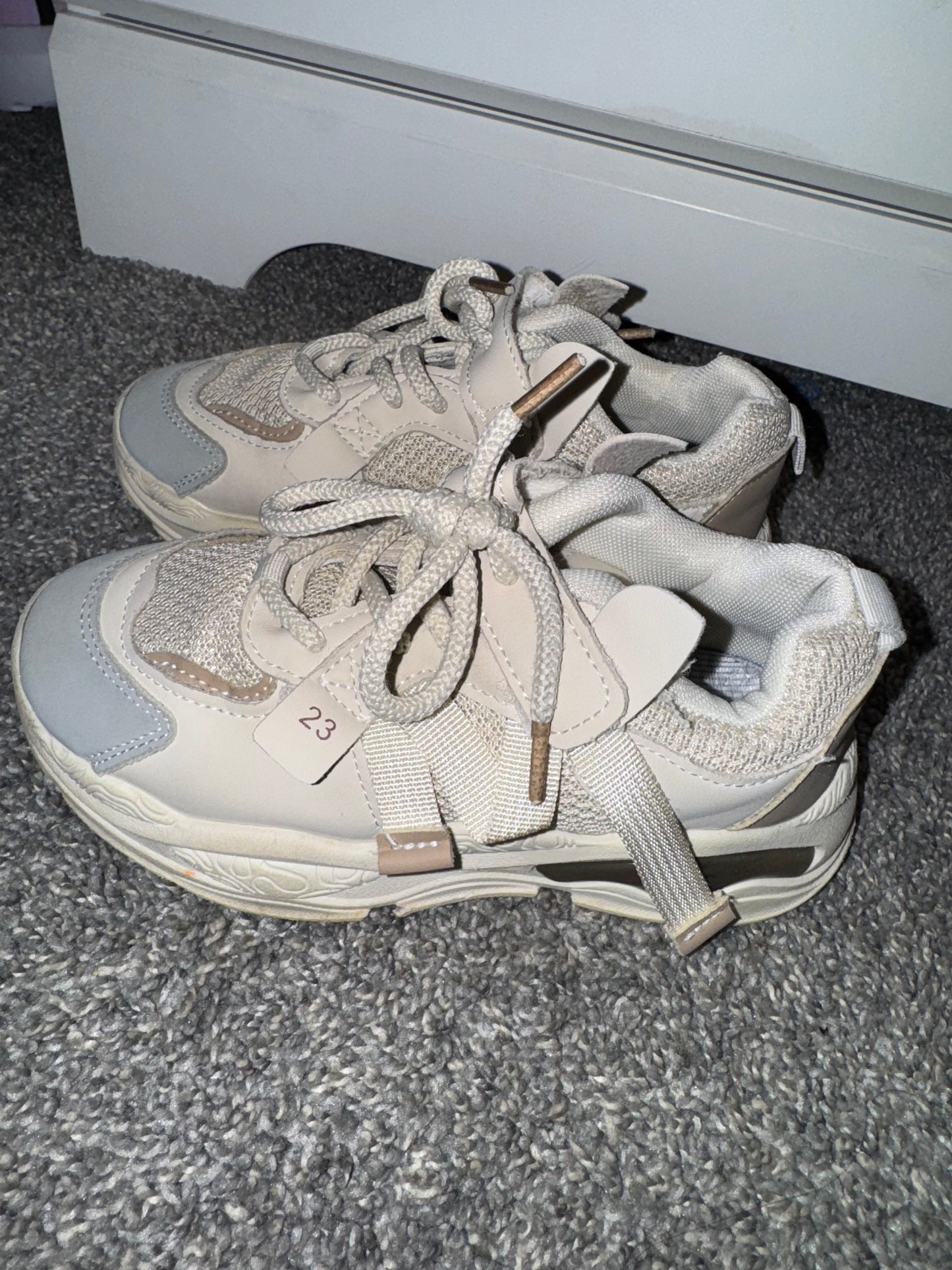 #53 girl sneakers size 13.5