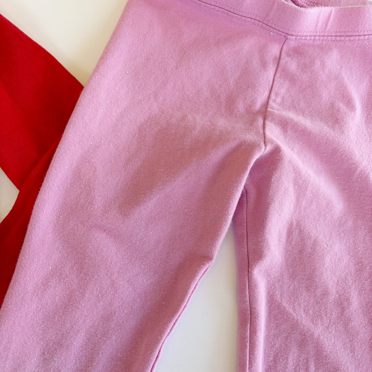 #96 | Size 5 | Cat & Jack Girls Heart Shirt and Pink Sparkle Leggings