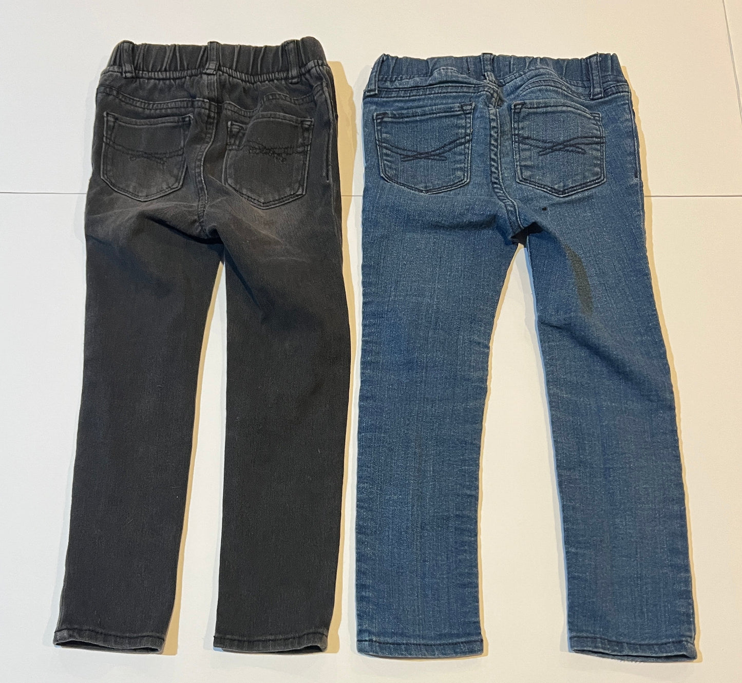 #180 Girls 4 Baby Gap Jegging Jean  - Black and Jean