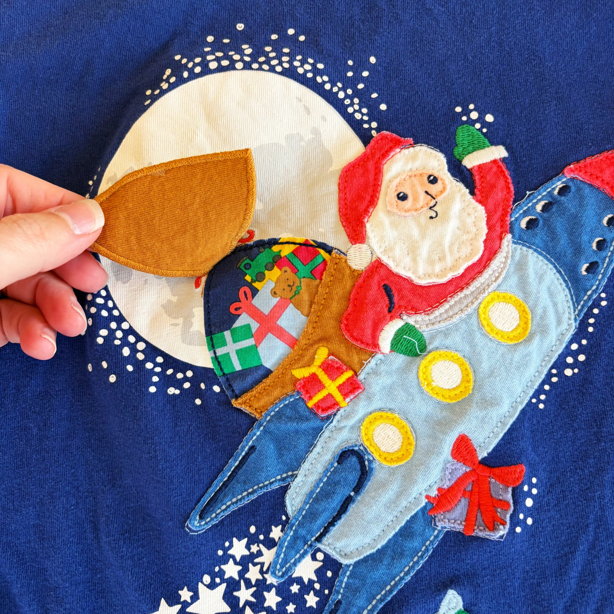 #96 | Size 8-9 Y | Mini Boden Boys Santa Space Ship Shirt