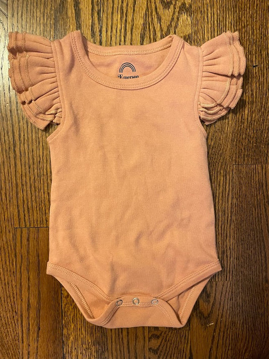 Emerson Baby girl size 0-3 months balloon sleeve bodysuit in dusty rose