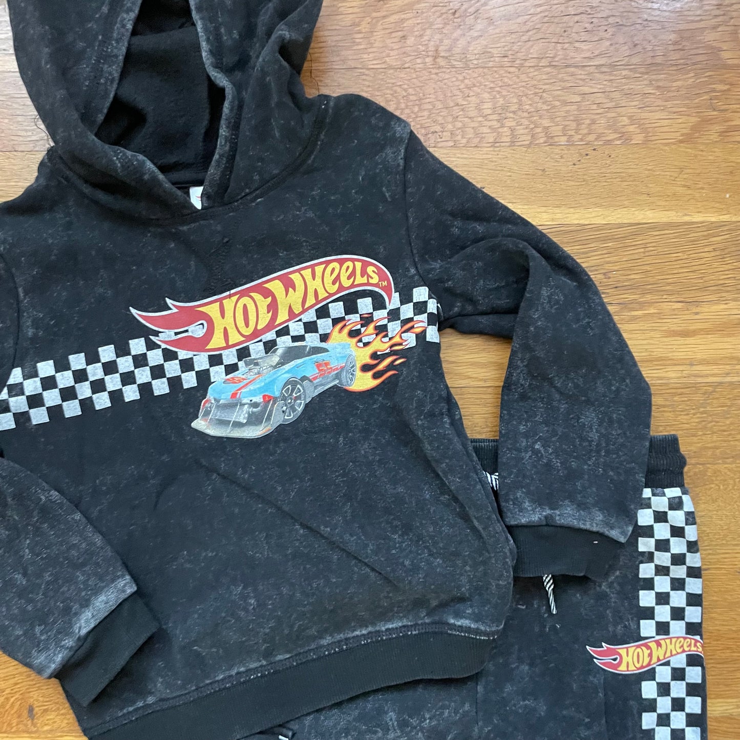 #116 Boys Hot Wheels Sweatsuit 5