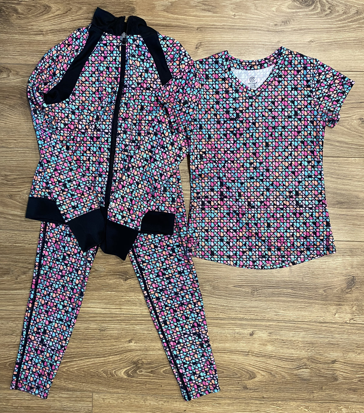 Seller #100 Girls Size M 7/8 C9 Complete Athletic Set