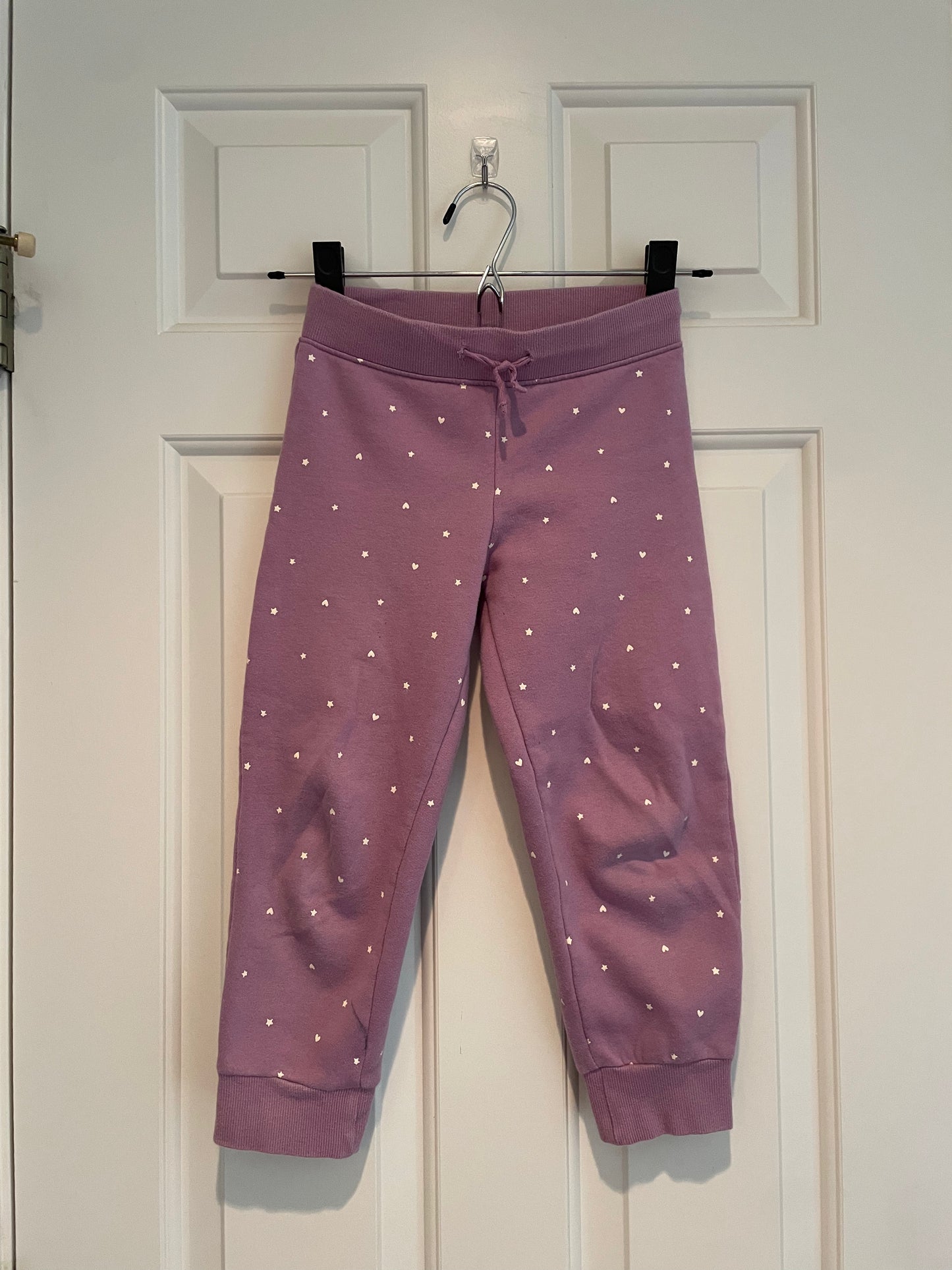 #57 Girls Carter Purple Sweatpant with white hearts, size 7