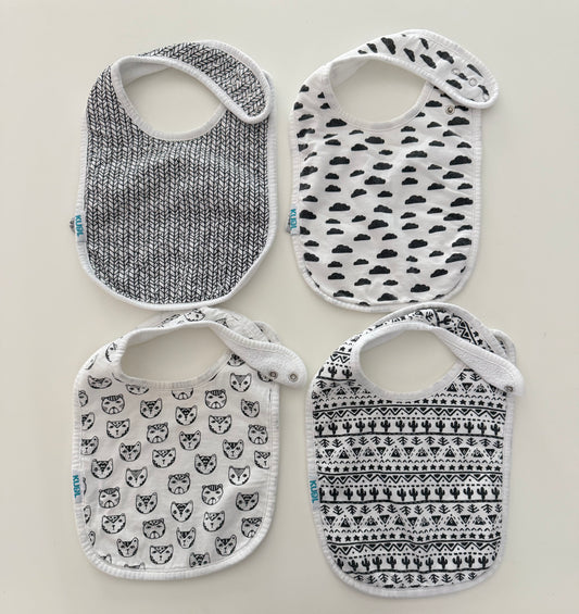 #117, Baby bibs, white & black print, set of 4, VGUC
