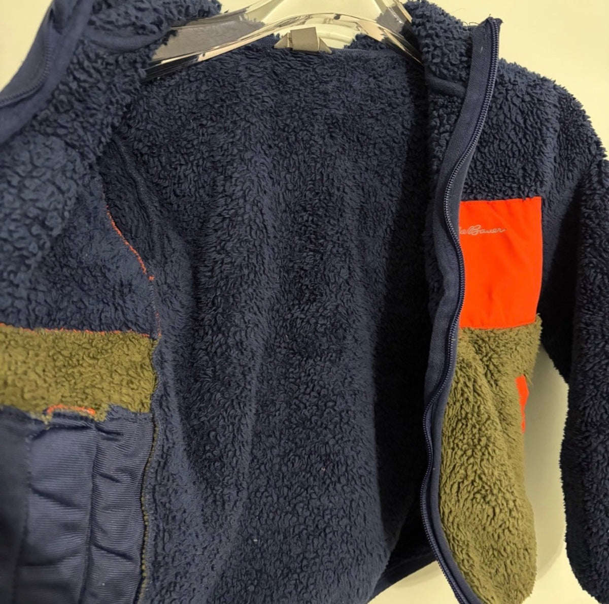 #96 | Size XS | Eddie Bauer Boys Fuzzy Jacket