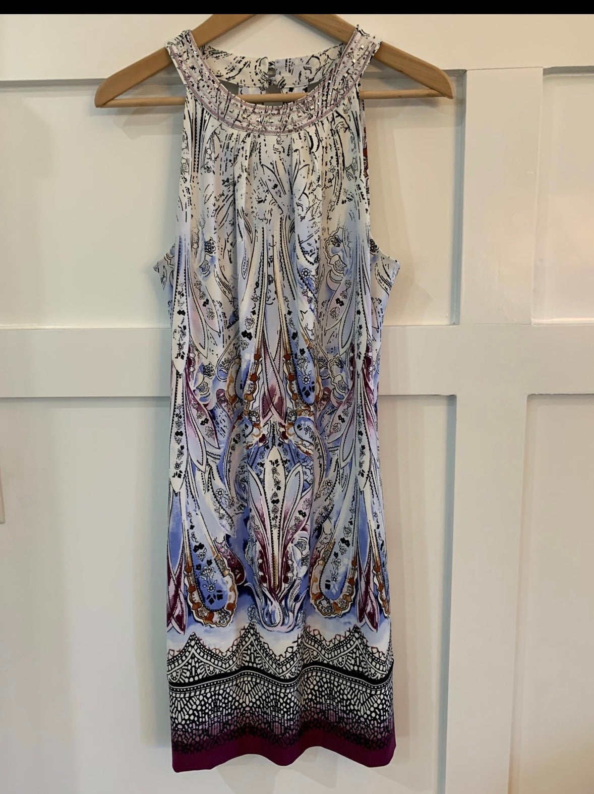 #130 White House Black Market Blue and Purple Paisley Sz Small Women's Shift Dress