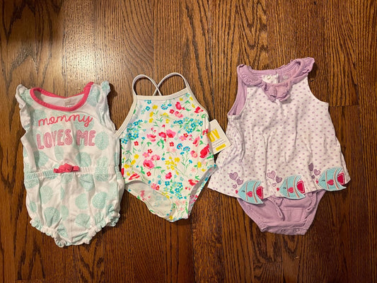 Kohala Baby girls size 0-3 months bundle pink white and teal bubble, floral swimsuit NWT, purple and white bubble