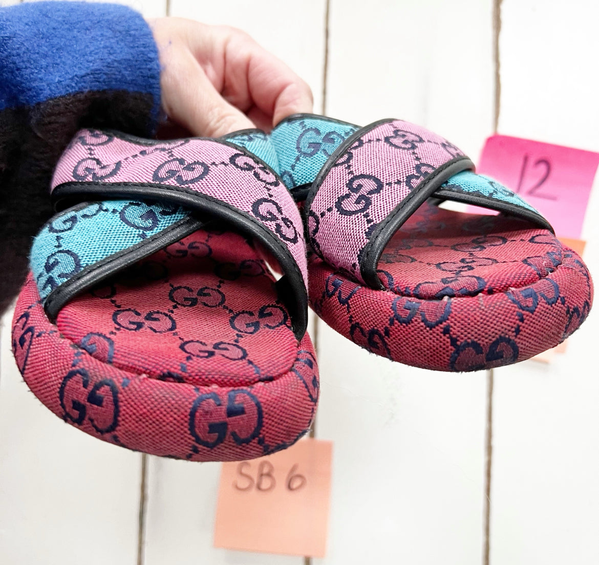 Seller 196 Gucci Slides