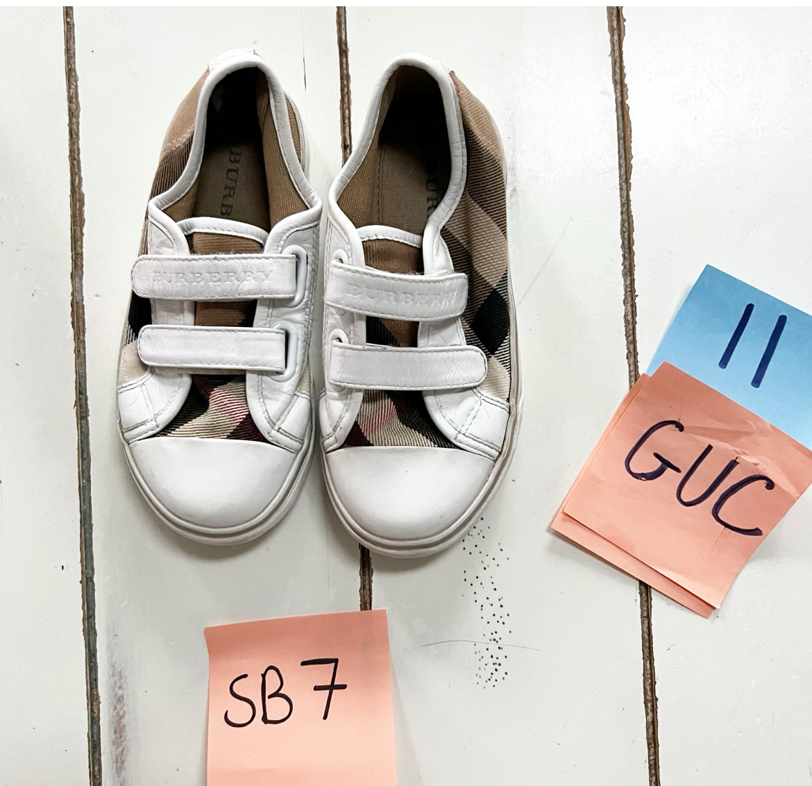 Seller 196 Burberry sneakers 11