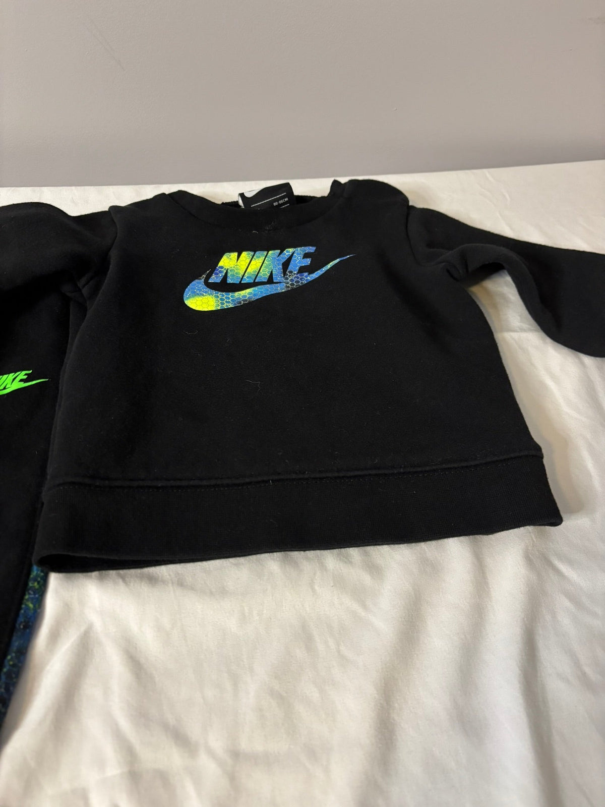 #90: Nike Toddler Outfit (2 Piece Set, Size 12–18 Months)