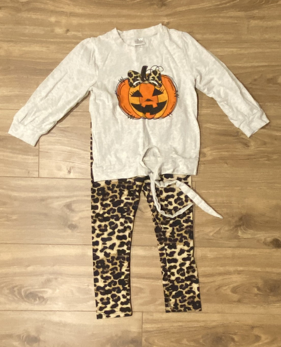 Seller #100 Girls Size XL (5/6) Sparkle in Pink Halloween Leopard Outfit