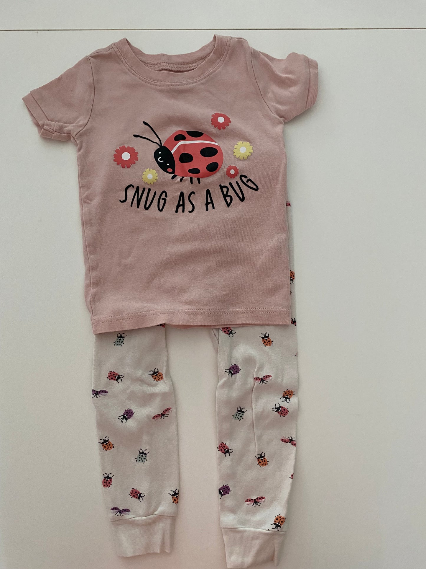 #84B-Old Navy snug as a bug pajamas, Girls 3T, GUC