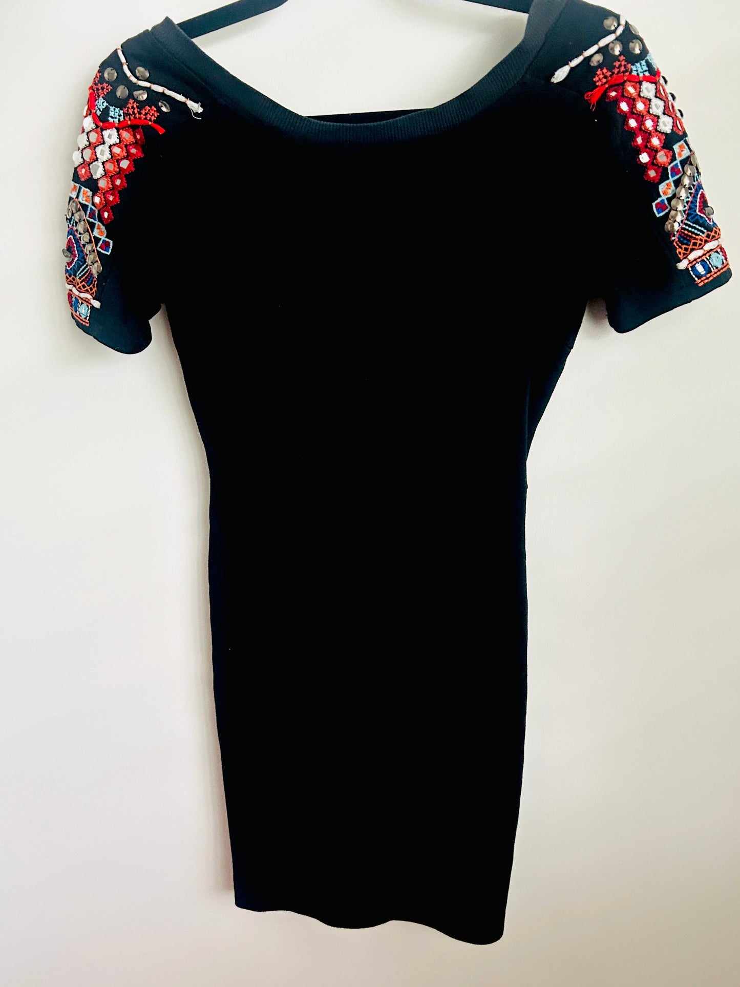 #15 REDUCED Chelsea and Violet Small Women’s Dress with Embroidered Sleeves