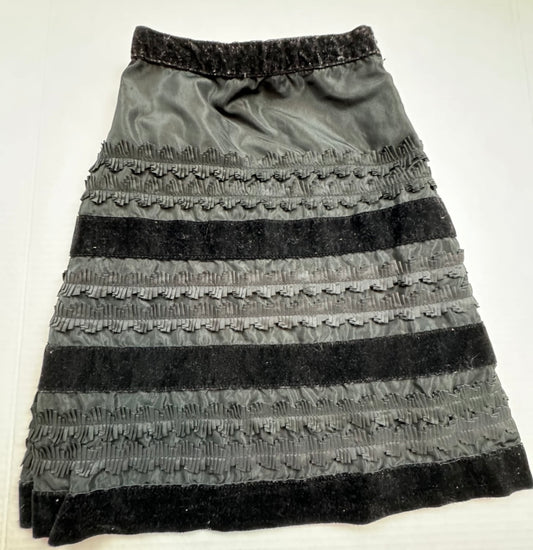 Girls Size 4 Black Children's Place Skirt with Side Slit Skirt EUC
