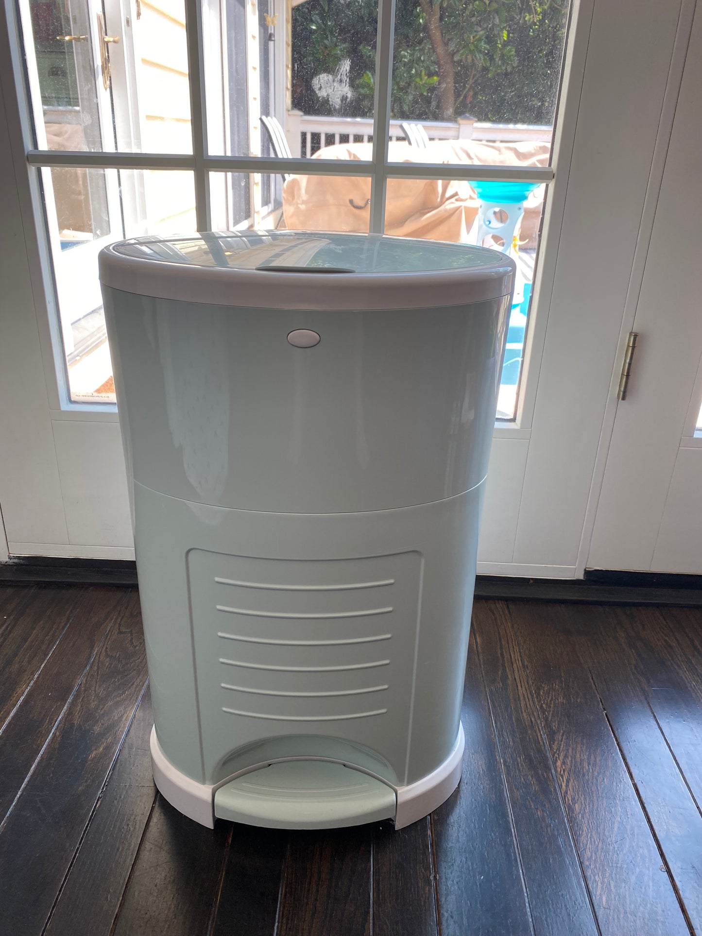 #117, Dekor mint green baby diaper pail, GUC