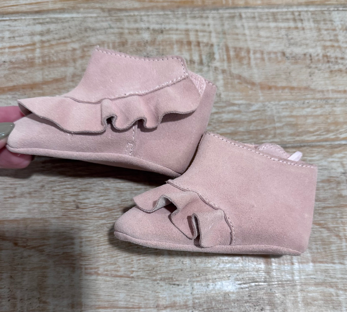 #108 Infant Girl Janie & Jack Pink Suede Booties 3-6M