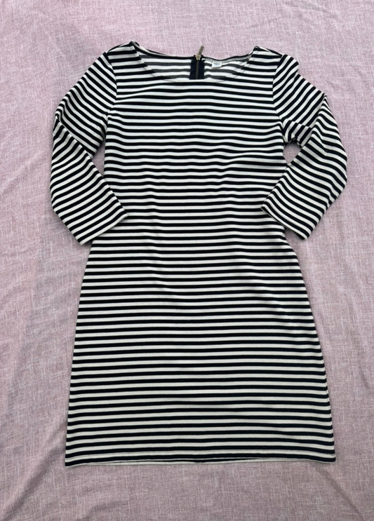 Old Navy Fitted Striped Dress w/ 3/4 Sleeve and zipper back detail Womens Medium
