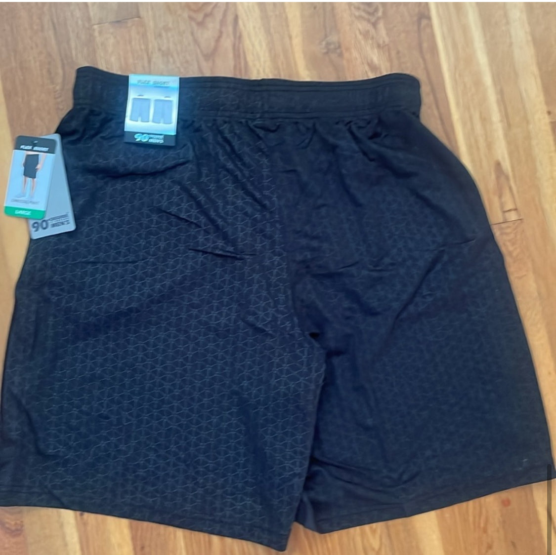 #116 NWT 90 degrees by Reflex embossed Flex Short Large Black