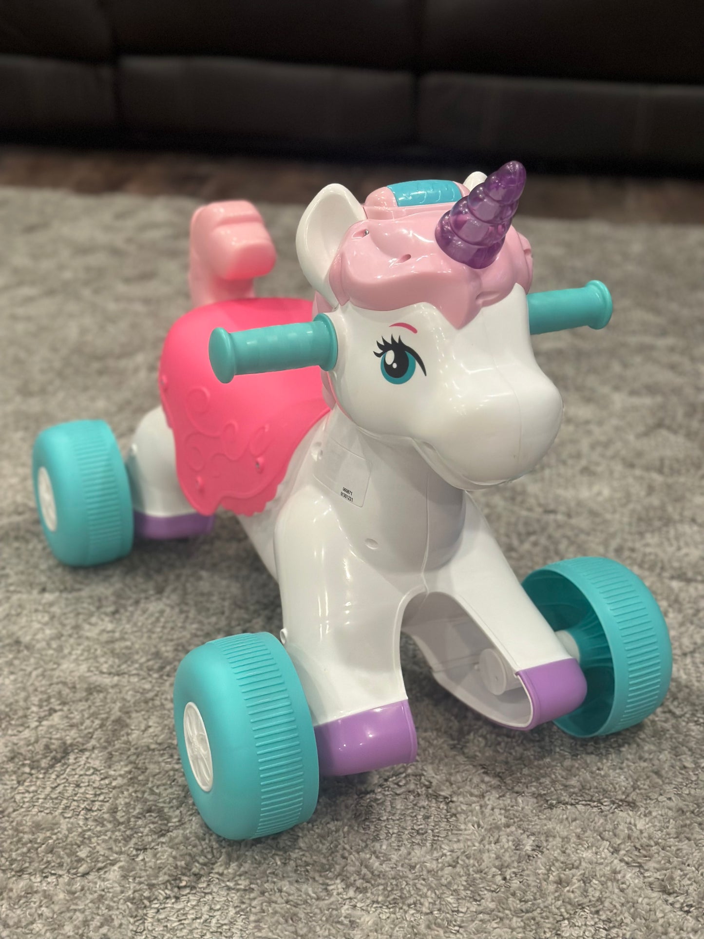 #82B Unicorn Scooter