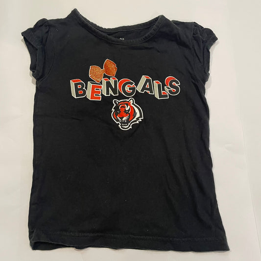 #126 Girls Bengals SS Shirt 3T GUC
