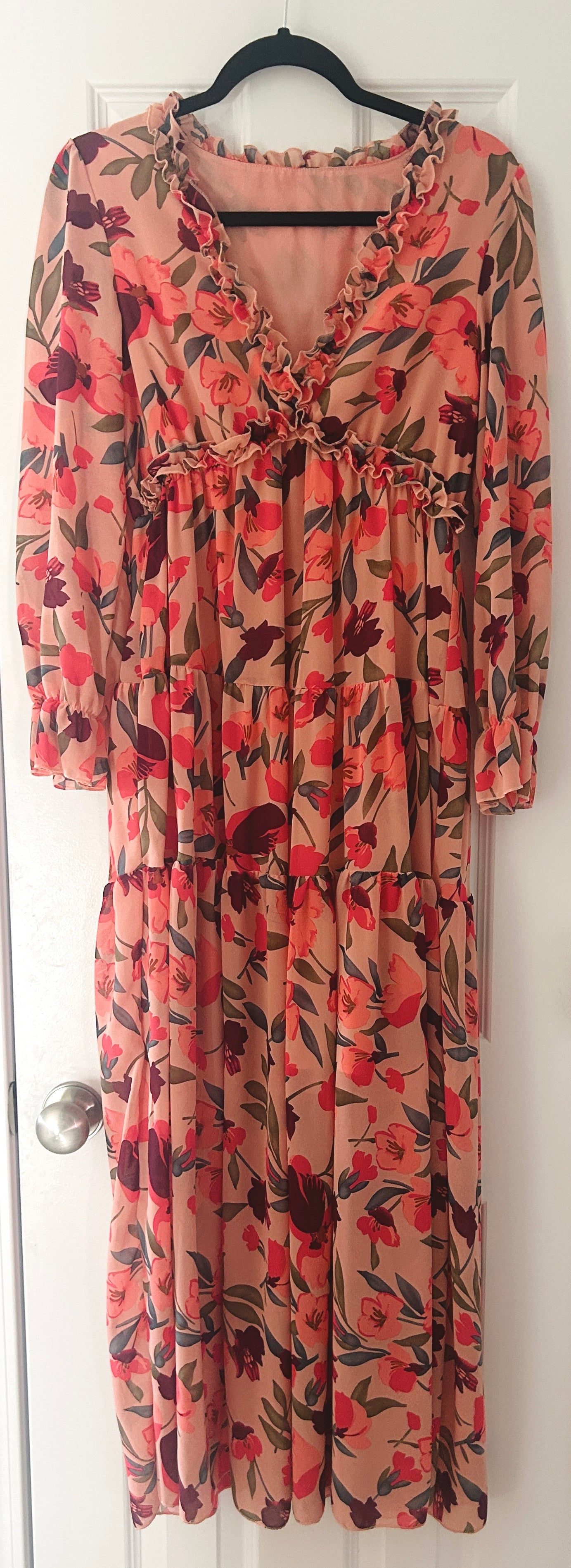 #15 REDUCED Women’s Small Floral Maxi Dress