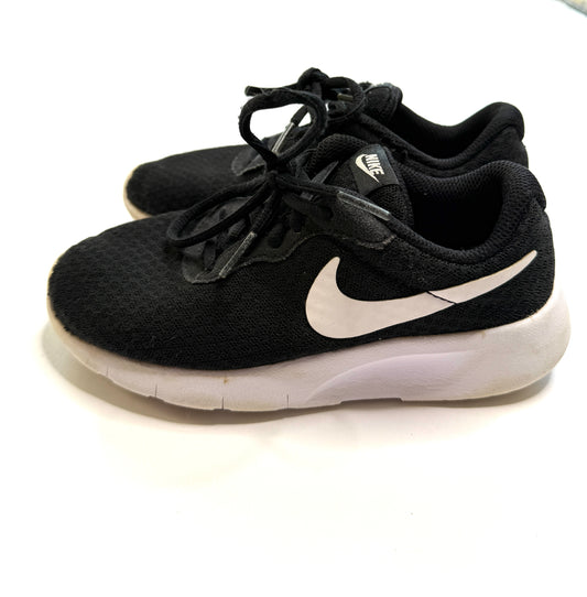 Seller 89 Girls Black Nike Size 1Y GUC