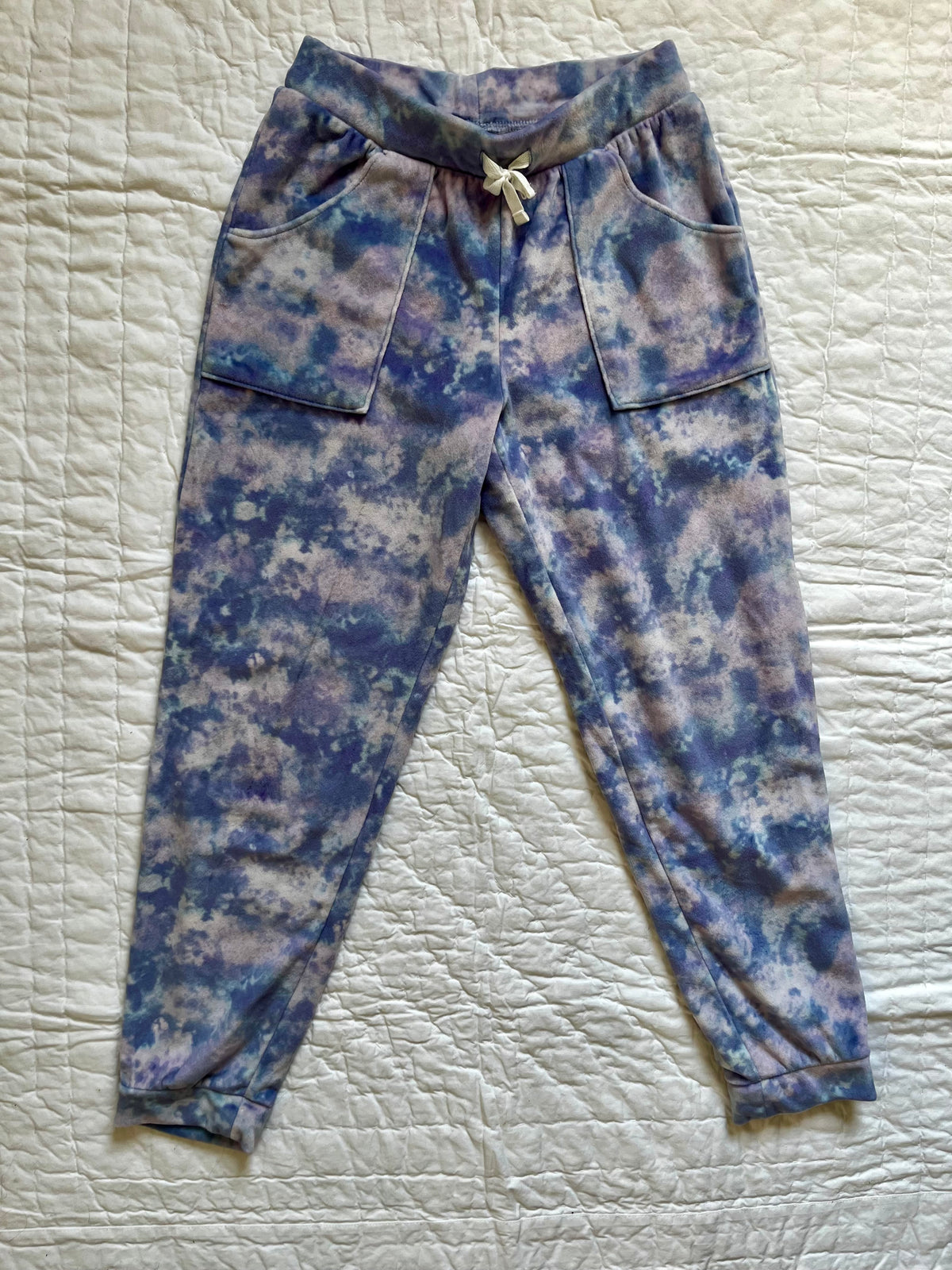Seller #165 Girls Cat & Jack Purple Loungewear Set Size L (10-12)