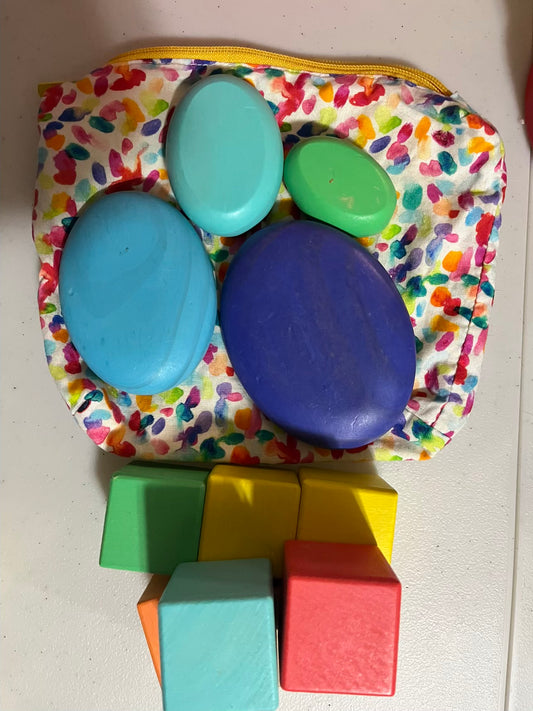 Seller #28 - Lovevery Stacking Block/Stones Set - EUC