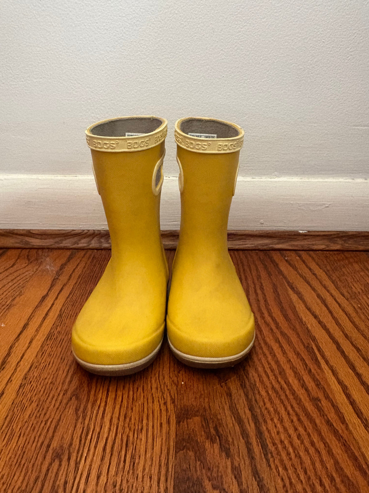 #34 8t Bogs Yellow Rainboot