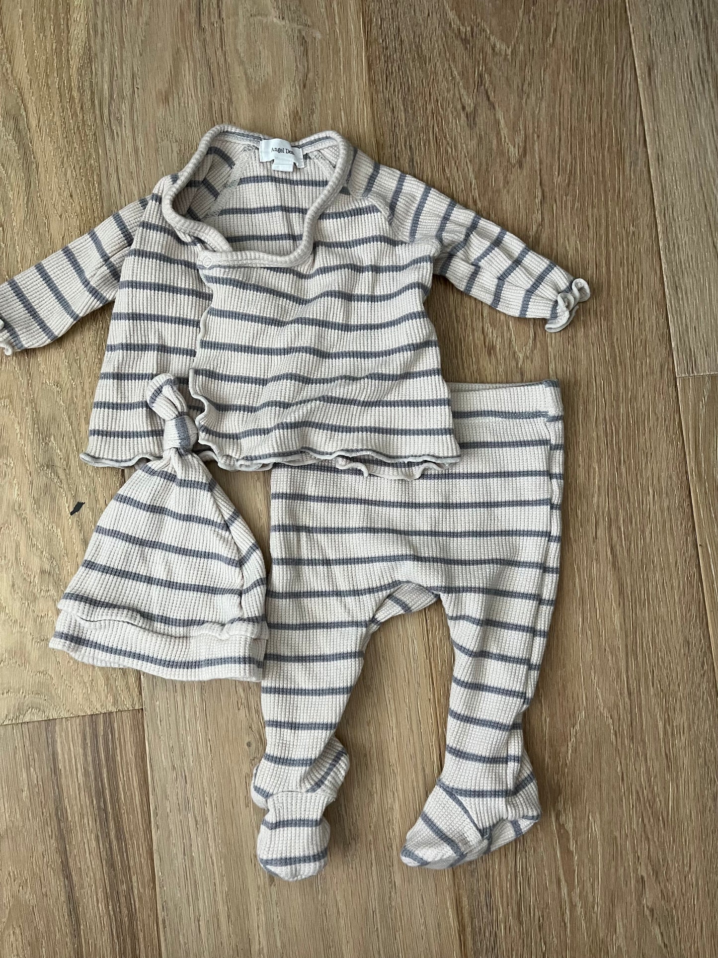 #47 Angel Dear 0-3 month tan/neutral striped set