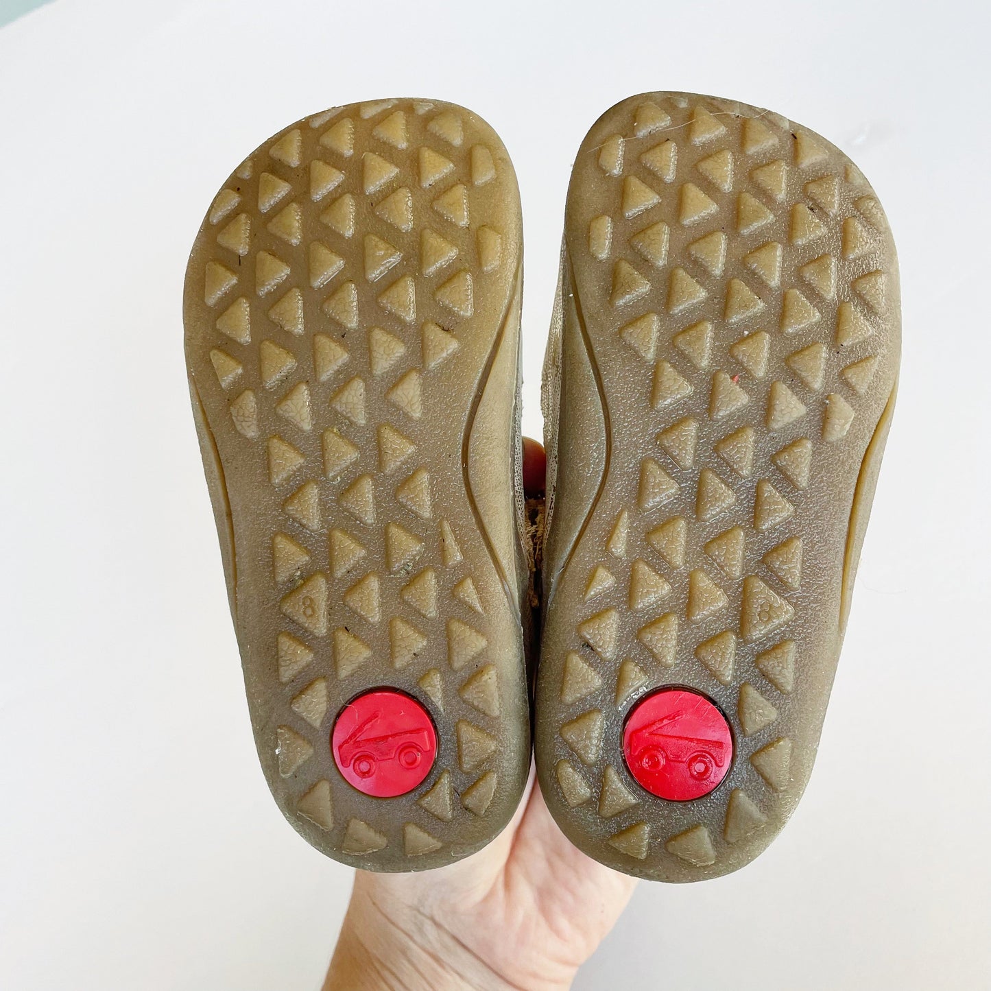 #118 | Size 8 | See Kai Run Girls Gold Mary Jane Shoes