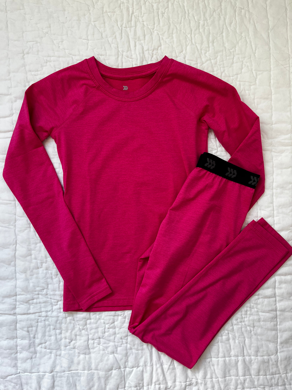 Seller #165 Girls All in Motion Pink Baselayer Shirt & Pants Size M (7-8)