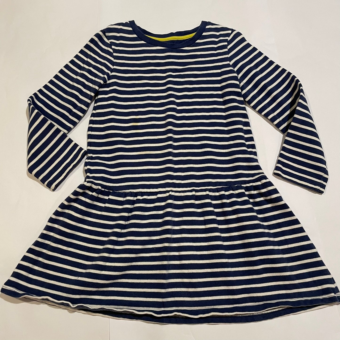 #126 Girls Boden Sweater thick Dress 6-7 GUC/Play