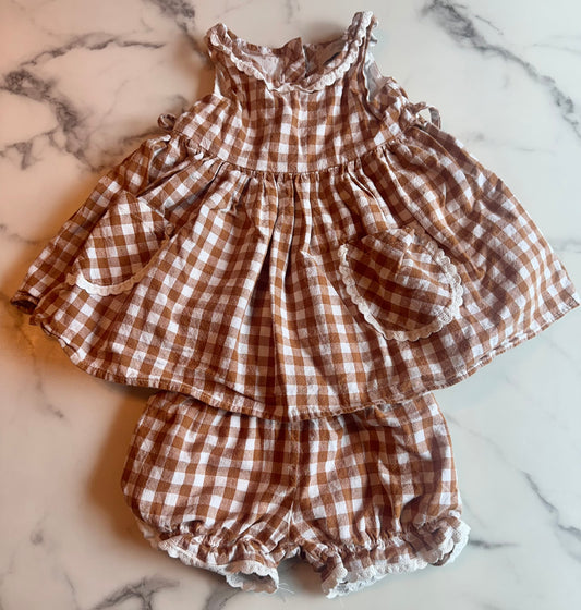 Seller #58 Girls Sweet Honey 4T set