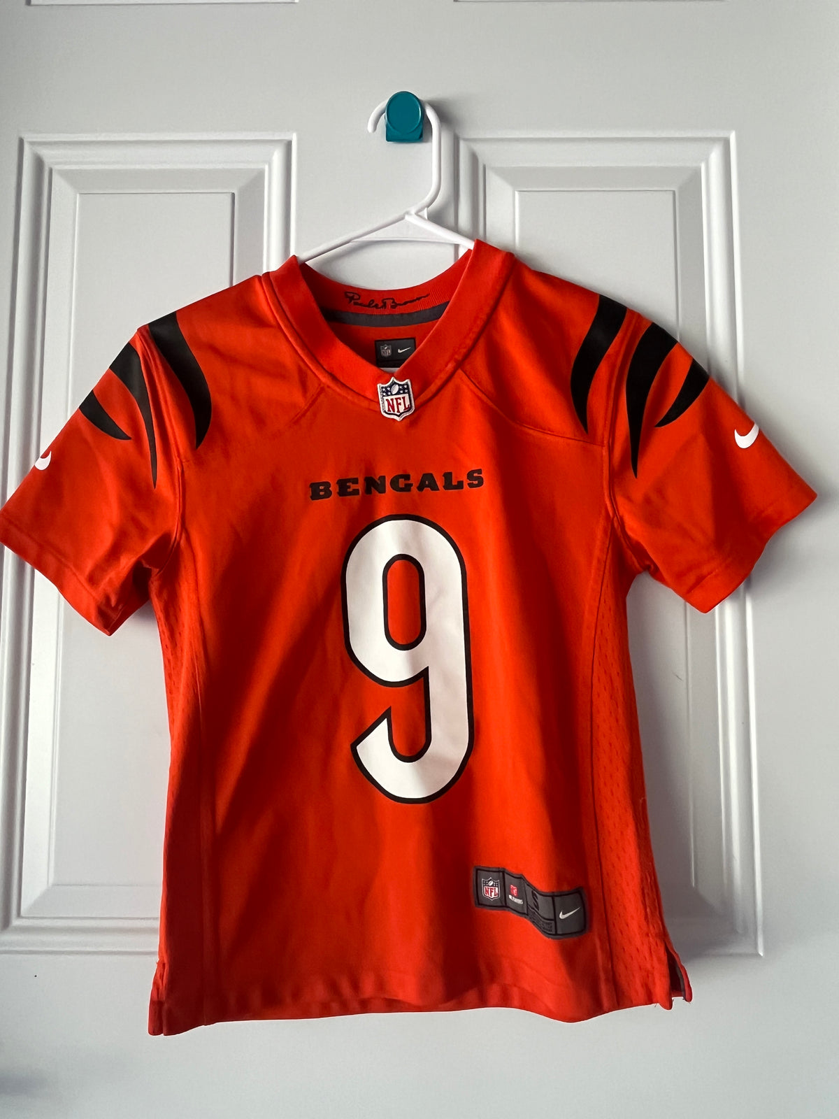 135 Joe Burrow, NFL, Bengals jersey, YS, Nike, LN