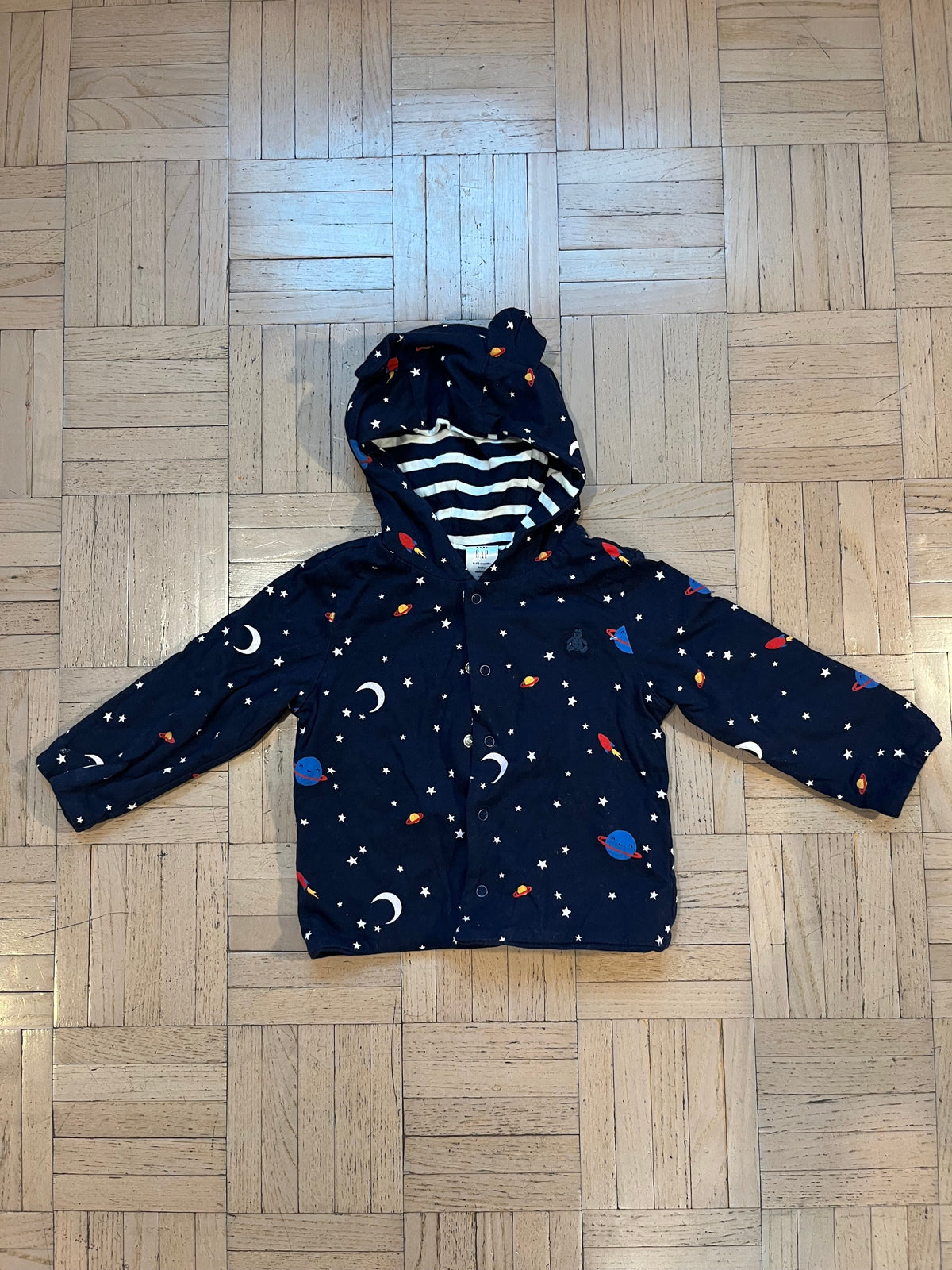 #195 NWOT Baby Gap 6-12 month Reversible Outer Space/Stripe Light Jacket/Sweater
