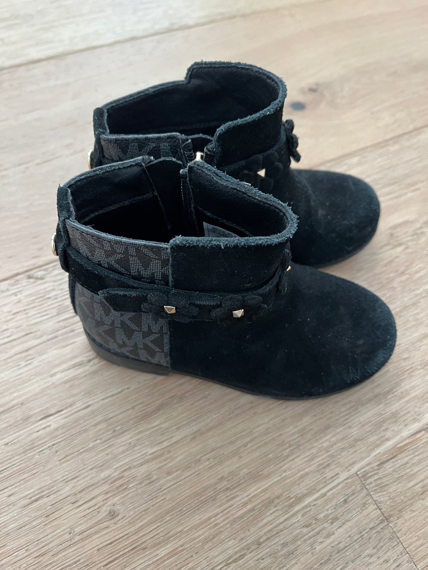 #47 Michael Kors girls black suede booties size 9c