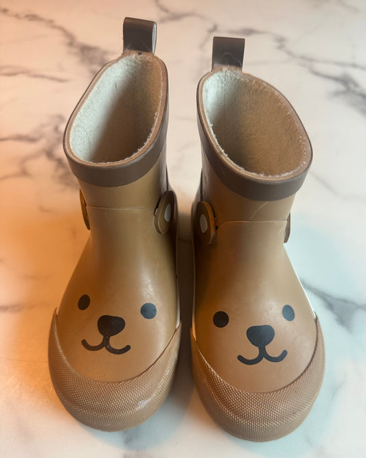 Seller #58 Gender Neutral H&M short bear rain boots size 8.5