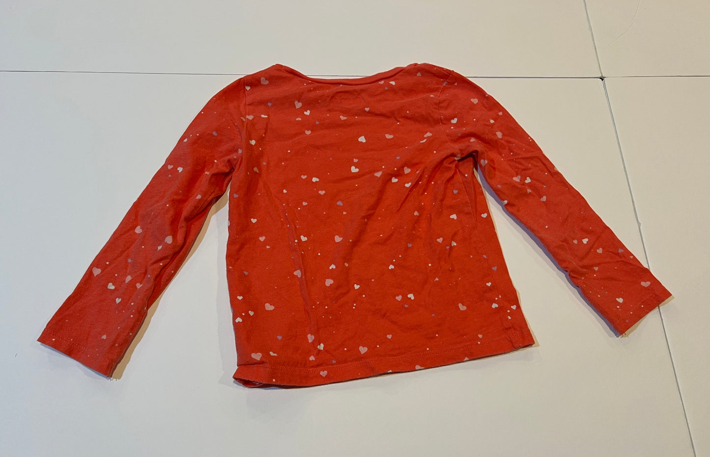 #180 Girls 4 Set of 2 Carters/Oshkosh Heart Long sleeve