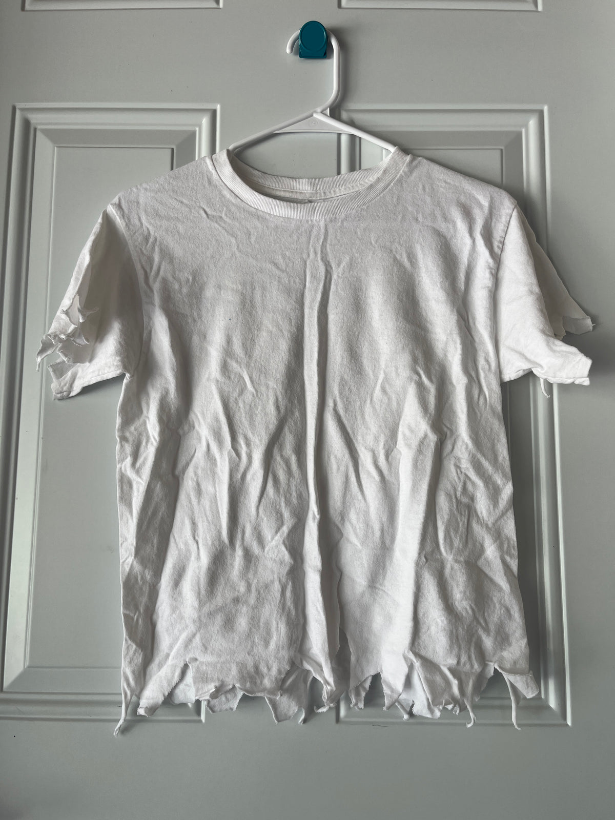 135  white YM Disney Pirate Night Shirt