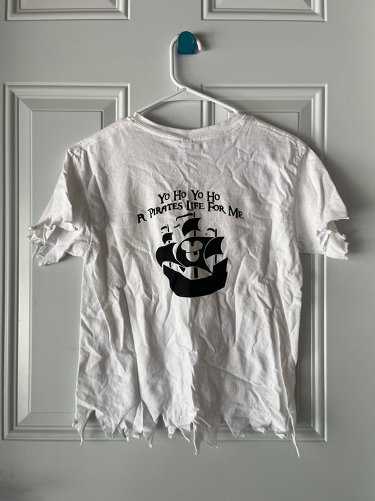 135  white YM Disney Pirate Night Shirt