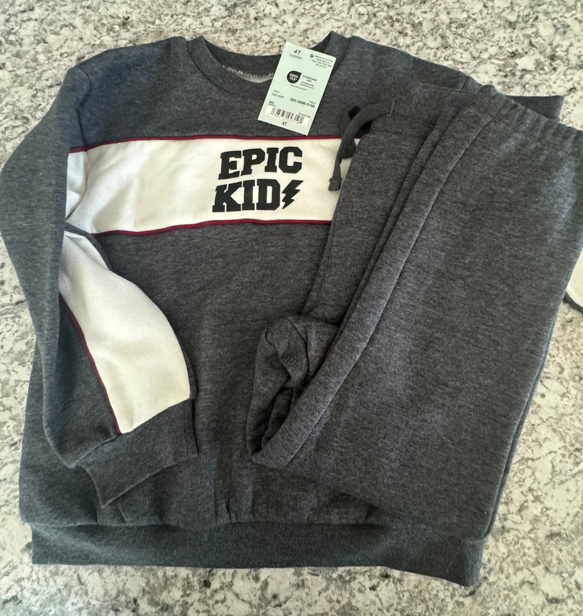 #107 Sweatsuit NWT 4T