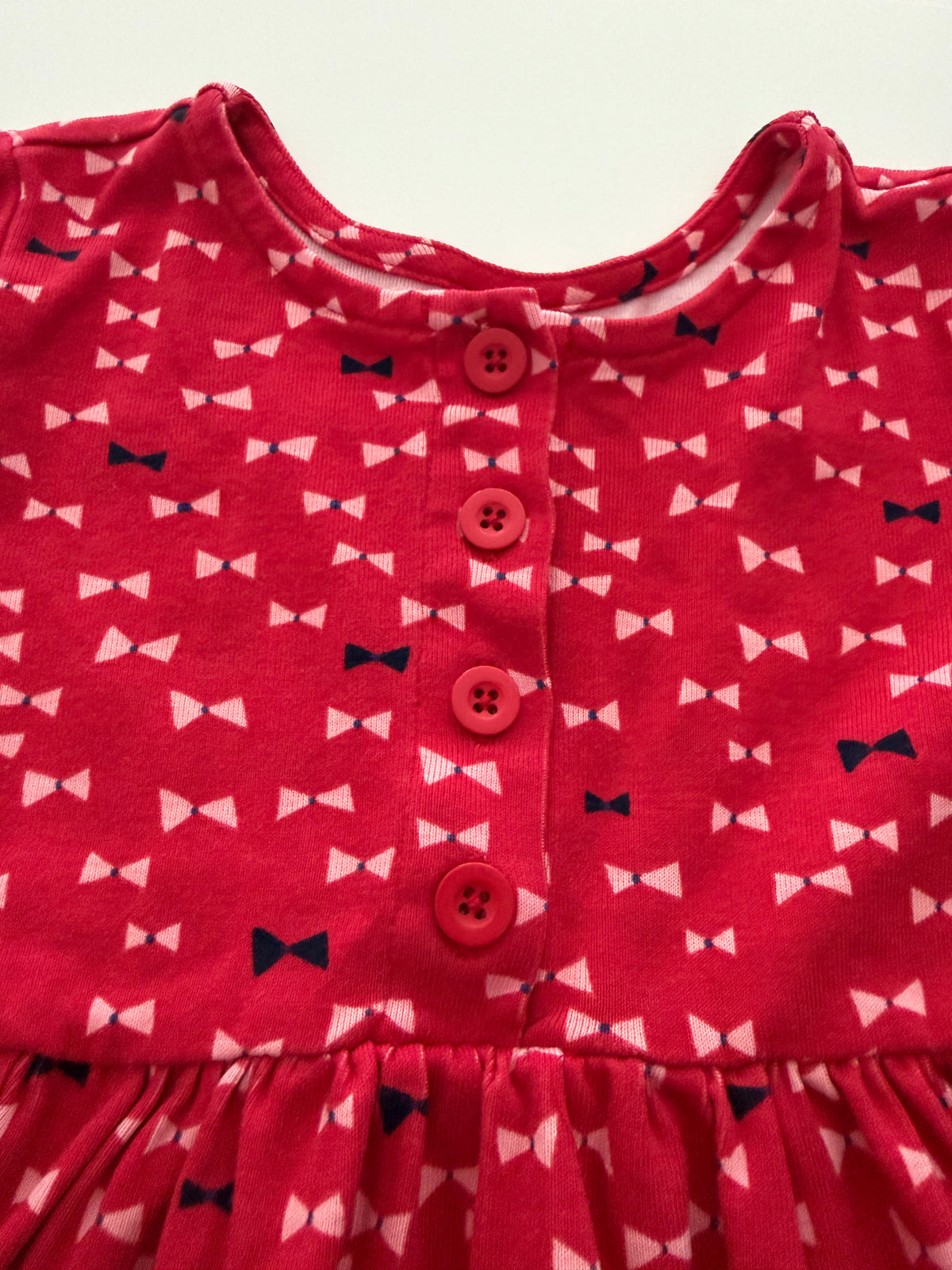 #117, Girls 4T/size 100, Hanna Andersson red bow tie print dress, EUC
