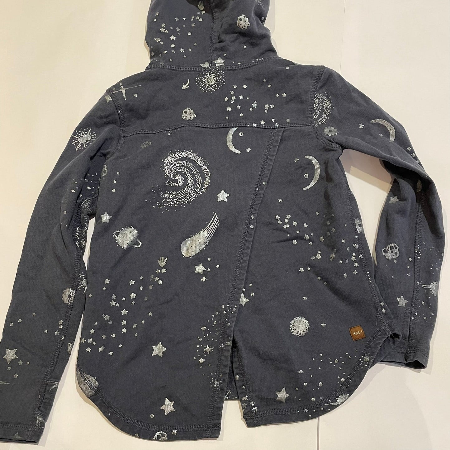 #126 Girls Tea size 6 Navy Star Hooded Sweatshirt GUC