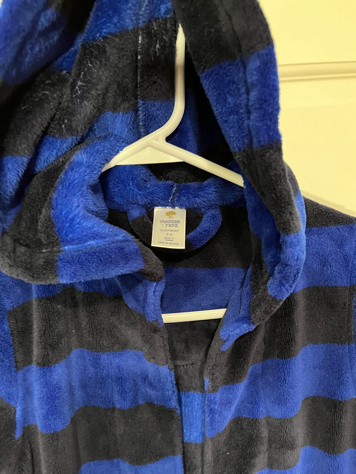 Boys 2t boys 3t (size 2-3) Tucker and Tate Robe Blue and black stripe with tie PPU Evendale 45241