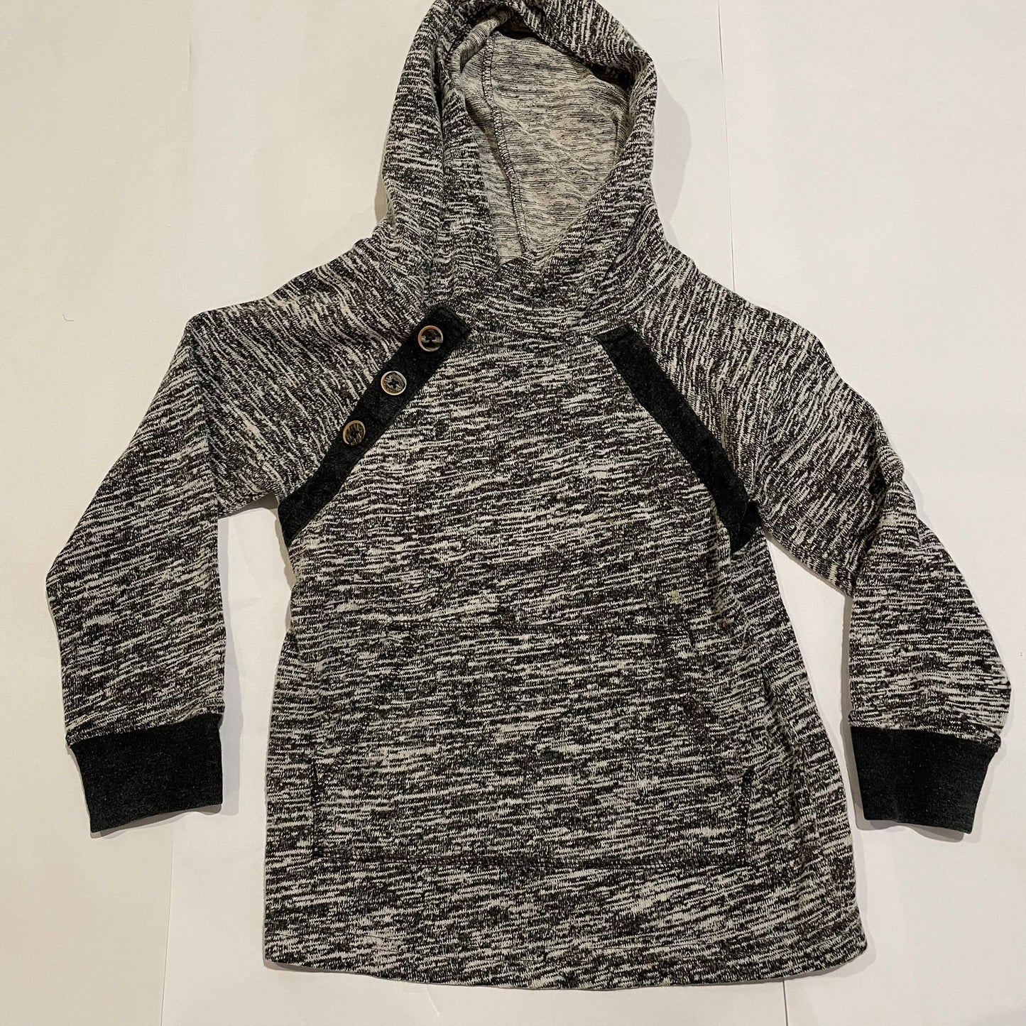#126 Boys Cat & Jack 4T Thicker LS Shirt w/ Hood GUC