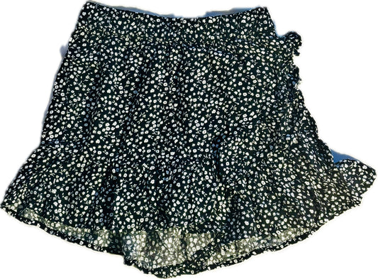 Seller #74 Art Class Skirt w shorts, super cute! Size 8 $4